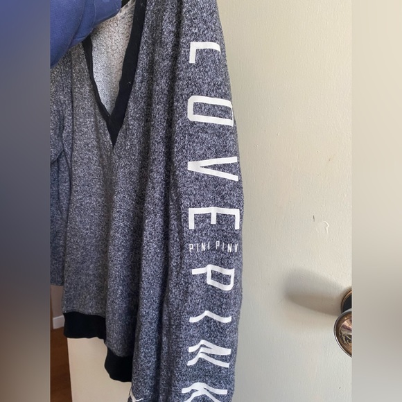 PINK Sweatshirt - Picture 3 of 4